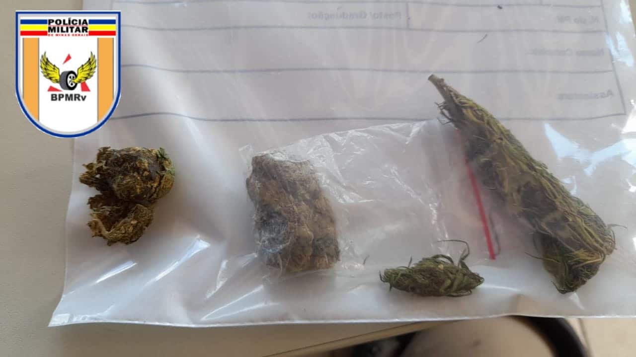 Homem é flagrado com maconha dentro de cueca