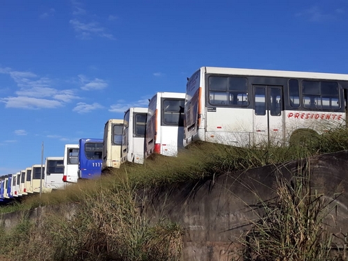 Segue impasse na Presidente e Lafaiete continua sem transporte público