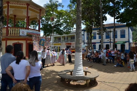 Piranga recebeu festival cultural  Domingo nas Villas