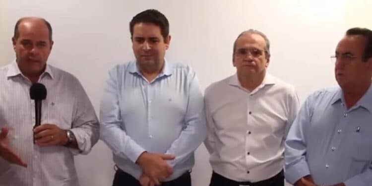 Região tem desfiliação de prefeito e crítica a vídeo editado de Lula