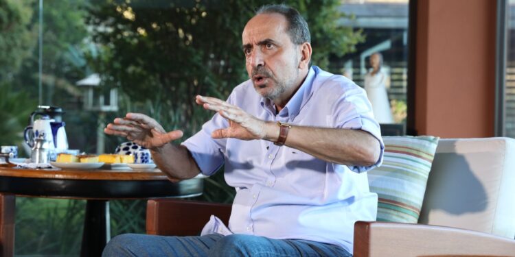 Pré-candidato ao governo de Minas, Kalil estará hoje em Lafaiete