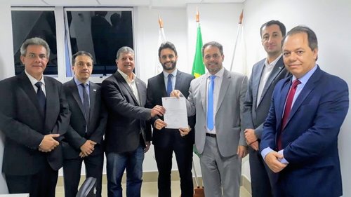 Deputado e prefeito buscam apoio do INDI para a implantação de novas empresas em Lafaiete