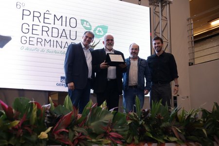Educadores municipais são destaque em noite do prêmio Gerdau Germinar