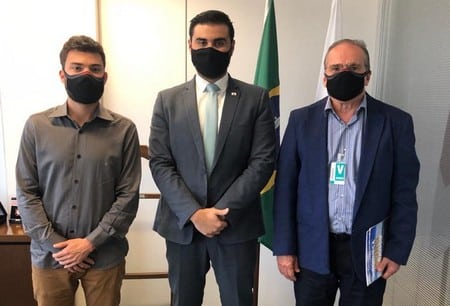 Prefeito de Ouro Branco reúne-se com secretário de Governo de Minas