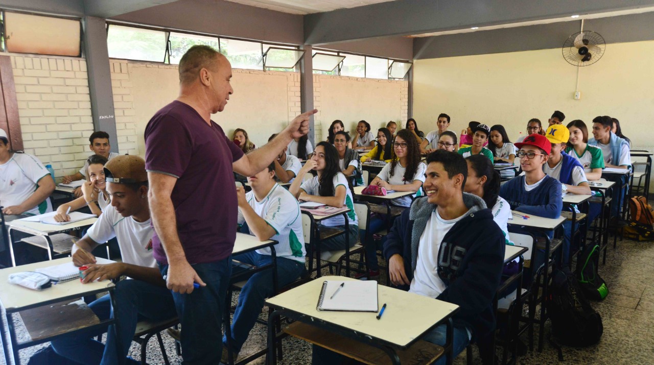 Matrícula para Ensino Médio em tempo integral vai até 06 de janeiro