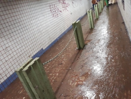 Forte temporal atinge Lafaiete e gera alagamentos
