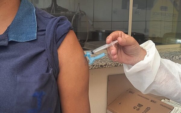 Terceira dose de vacina contra Covid será aplicada em local único em Lafaiete