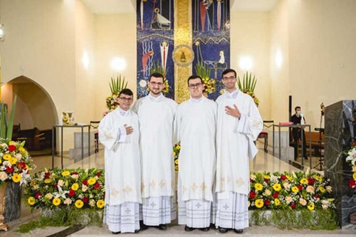 Lafaiete recebe Celebração Eucarística de ordenação de novos sacerdotes