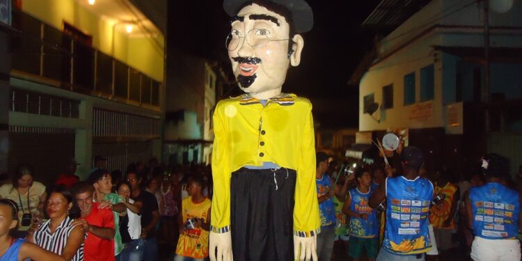 Bloco Zé Pereira Solidário anima o Carnaval neste domingo na Chapada