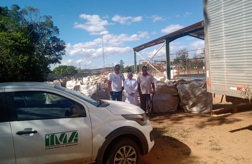 Amalpa e prefeitura auxiliam produtores no direcionamento de embalagens vazias de agrotóxicos em Casa Grande