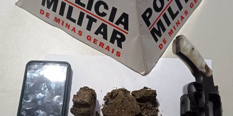 Suspeito de violência doméstica está foragido