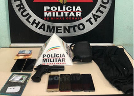PM recupera celulares roubados na Praça do Cristo