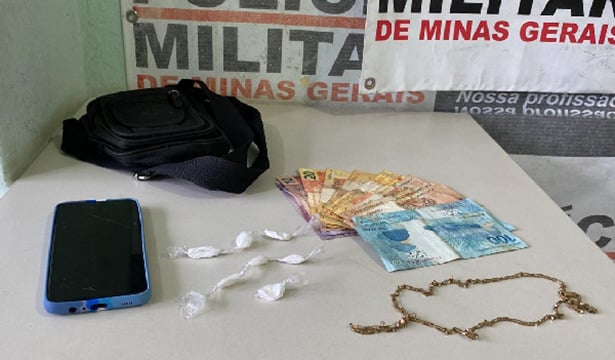 Menor é flagrado entregando droga de bicicleta