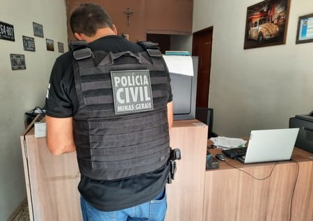 Polícia Civil desmantela esquema de fraude de transferências de veículos em Lafaiete