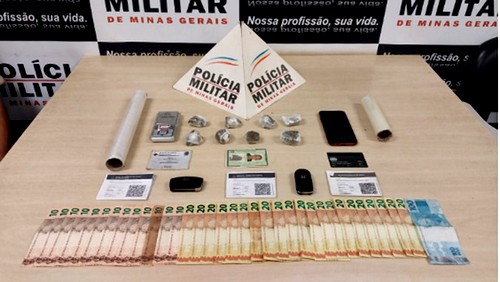 Jovem é preso suspeito de roubar carro