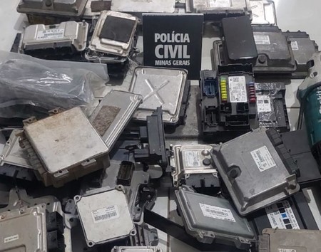 PC apreende materiais de desmanche clandestino