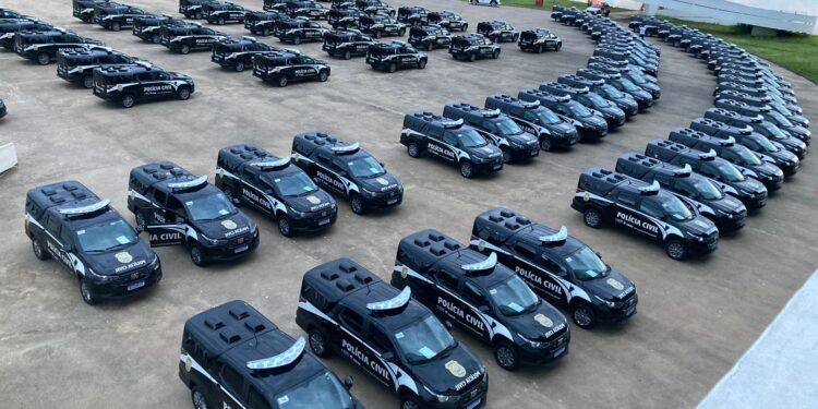 Municípios da região recebem novas viaturas da Polícia Civil