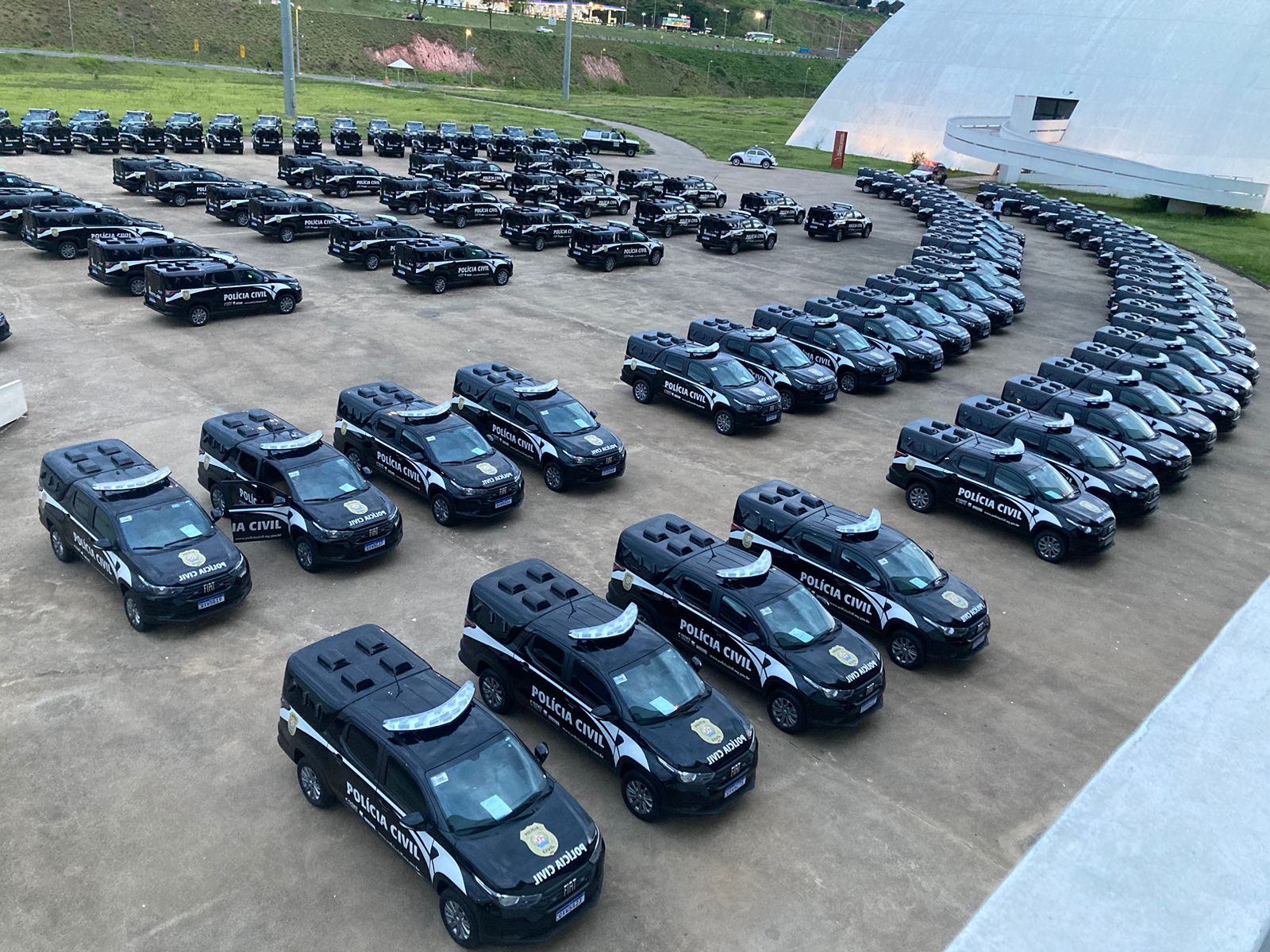 Municípios da região recebem novas viaturas da Polícia Civil