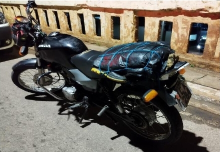 PM recupera moto furtada em Lafaiete