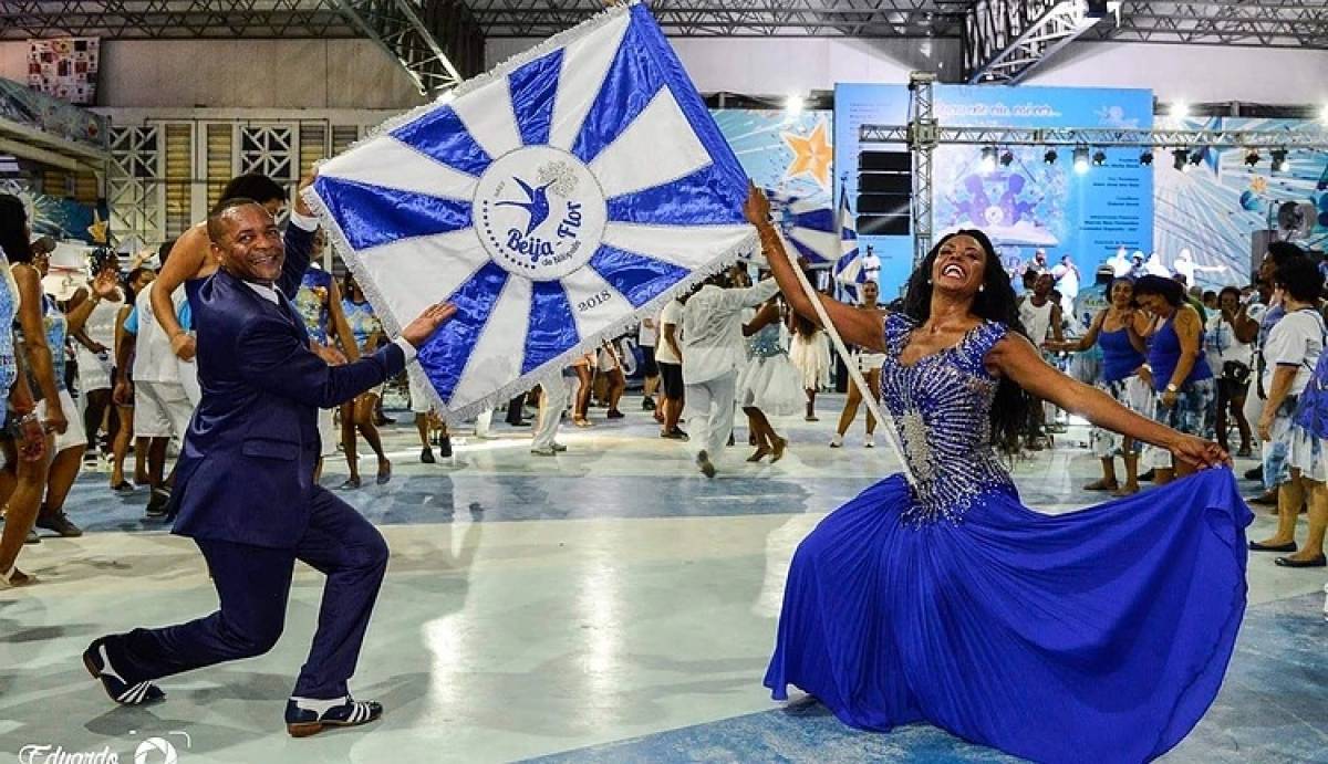 Show da escola carioca “Beija-Flor de Nilópolis” é destaque de hoje no Carnaval de Lafaiete