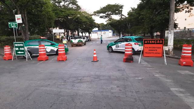 Trânsito já está fechado na saída/entrada de Lafaiete