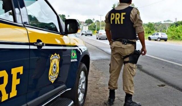 Feriado: Trânsito deve ser intenso na BR 040 a partir da tarde de hoje