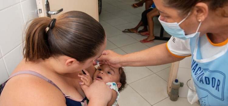 Começa campanha de vacinação contra a poliomielite