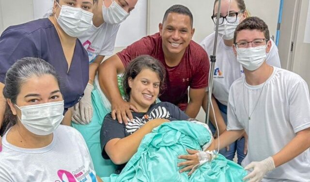 Gestante dá à luz um menino em PSF