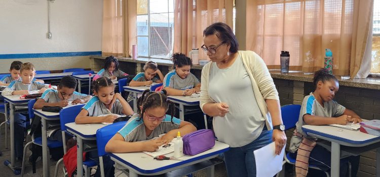 Concurso da Educação em Minas oferece quase 14 mil vagas