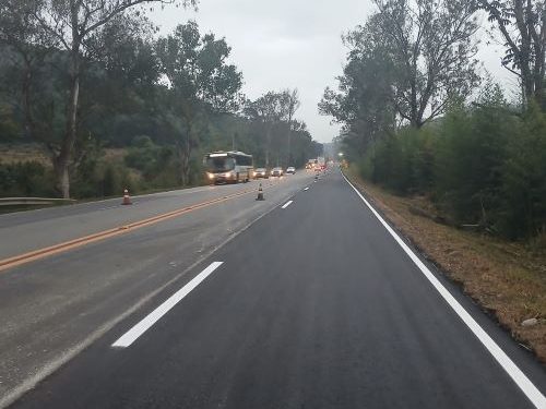 Obras no pavimento da BR-040 afetam tráfego neste sábado