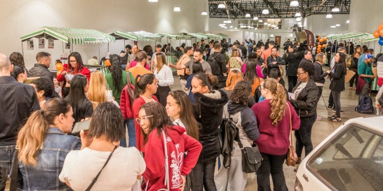 Congonhas realiza 1º Feirão de Empregos com mais de 800 vagas disponíveis
