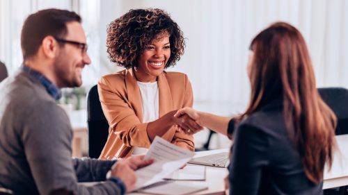 Lei garante prioridade de emprego para mulheres vítimas de violência doméstica