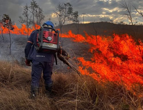 Defesa Civil de Congonhas intensifica ações contra incêndios antes do pico da temporada