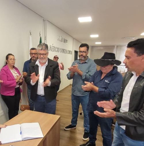 Gilmar Seabra retorna à Câmara após nove meses na Saúde