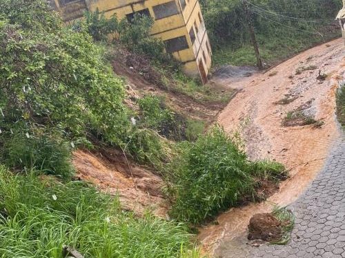 Temporal causa estragos e deixa Capela Nova em alerta