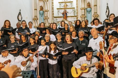 Coral Cidade dos Profetas encerra o projeto Diálogos Coloniais