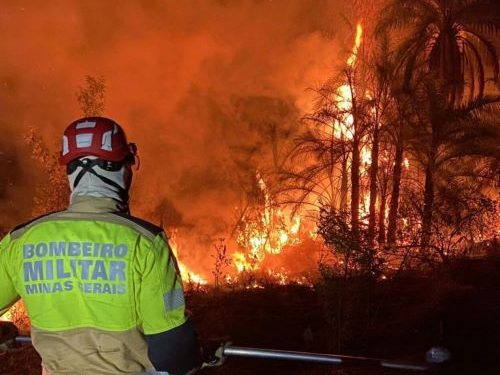 Minas Gerais decreta emergência por incêndios e baixa qualidade do ar