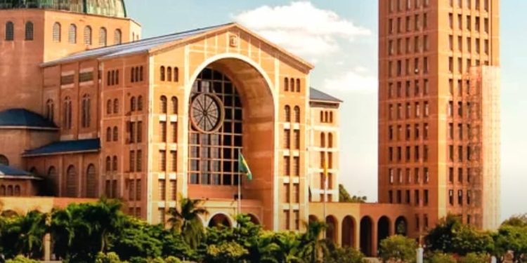 História: Parte da estrutura do Santuário Nacional de Aparecida teve origem em Congonhas