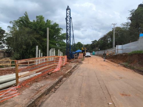 Trânsito interditado na Rua Pedro Cordeiro para obras da MRS
