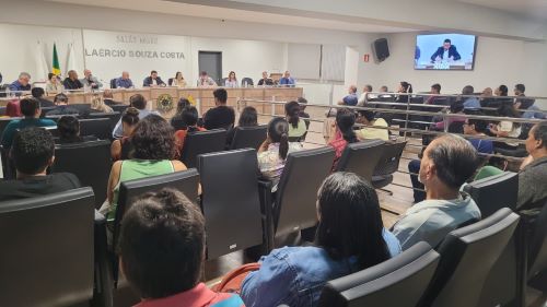 Audiência discute nova concessão do transporte em Congonhas