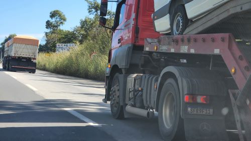 DER-MG restringe veículos pesados nas estradas no fim de ano
