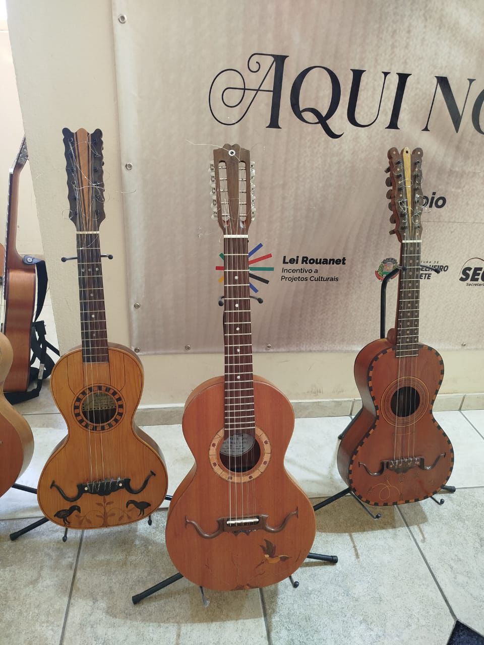Viola de Queluz renasce em Lafaiete e emociona comunidade
