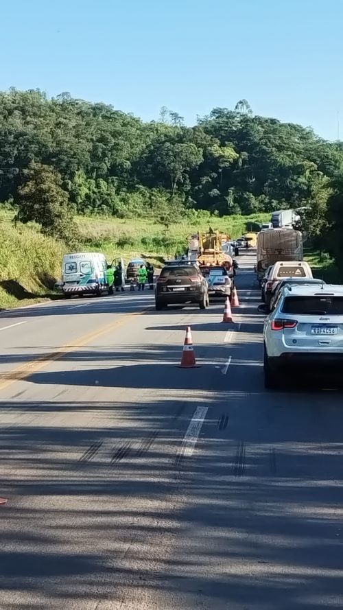 Acidente grave interditou BR-040 entre Lafaiete e Congonhas