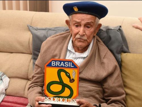 Herói da FEB morre aos 102 anos em Barbacena