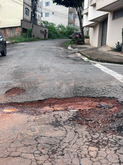 Prefeito anuncia operação tapa-buracos em ruas de Lafaiete