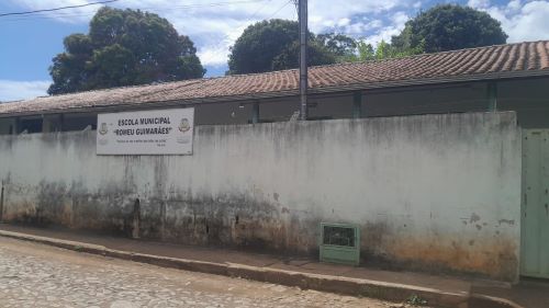 Escola do Gagé enfrenta infiltrações e outros problemas às vésperas do início das aulas