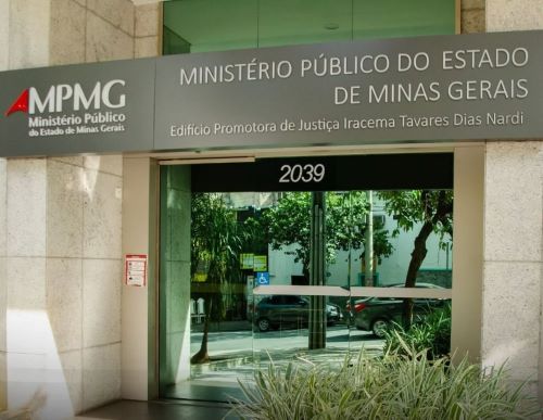 MPMG denuncia ex-gestores por fraude em compras na Saúde