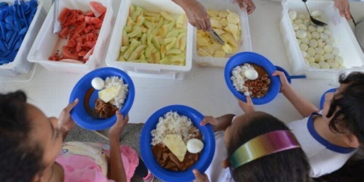 Lafaiete é destaque em programa de alimentação escolar