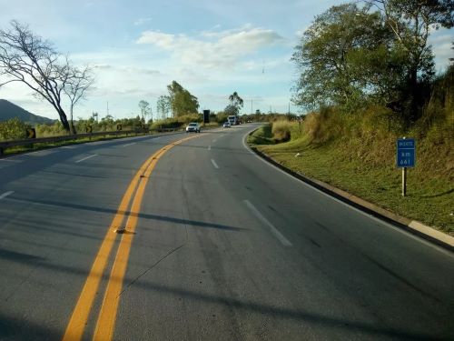 BR-040 em Carandaí figura entre os trechos mais letais do país