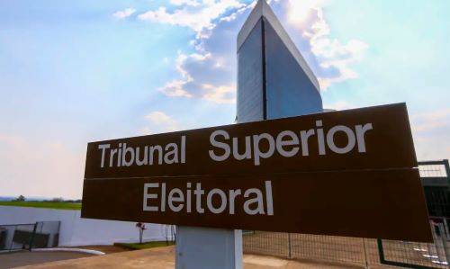 TSE impõe freio à IA nas eleições de outubro